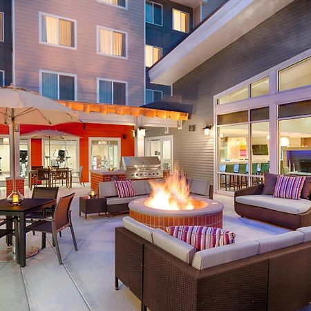 Residence Inn By Marriott Pullman Bagian luar foto