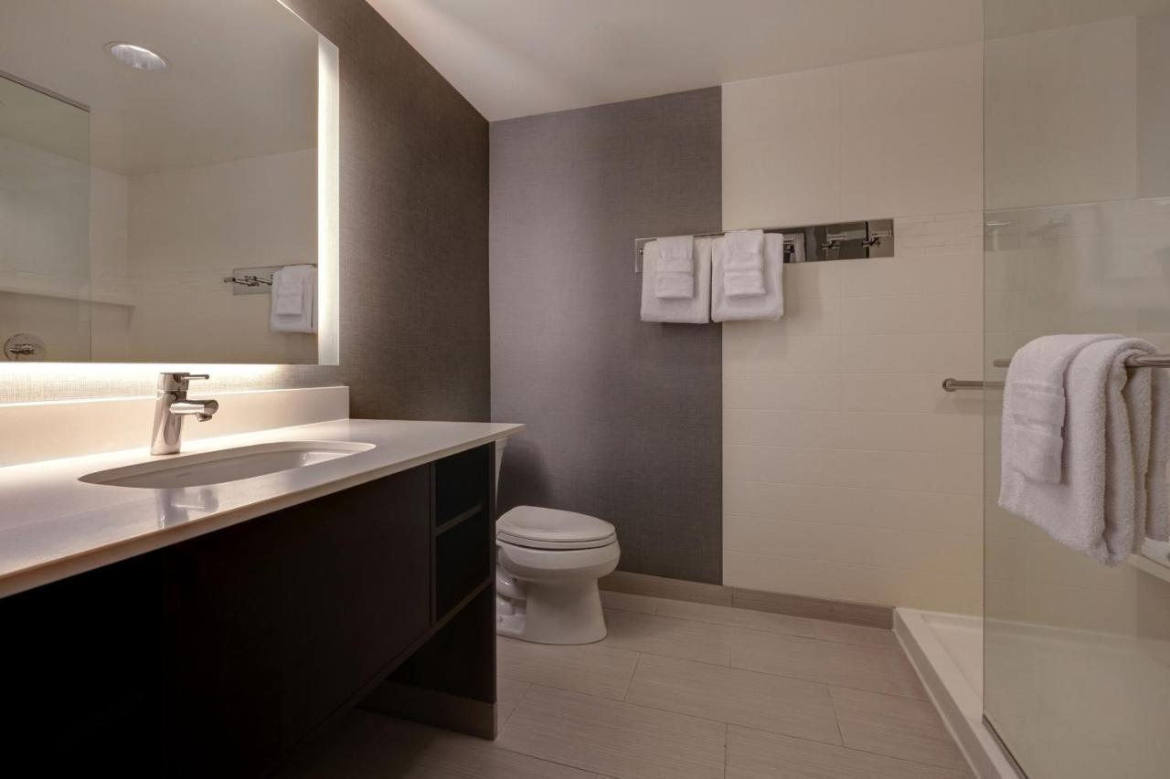 Residence Inn By Marriott Pullman Bagian luar foto