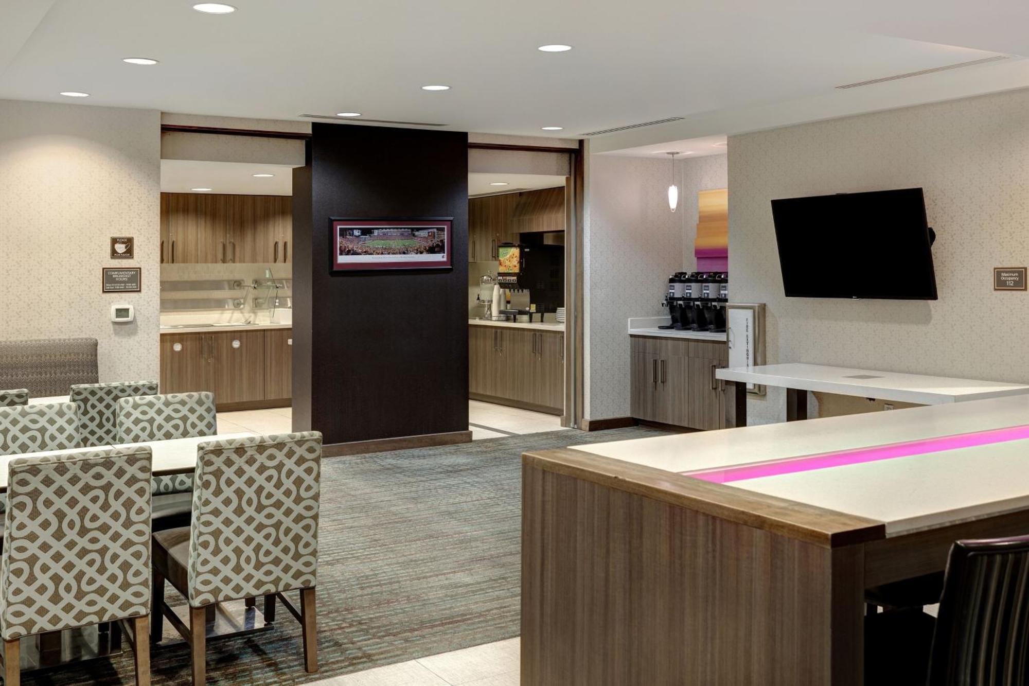 Residence Inn By Marriott Pullman Bagian luar foto