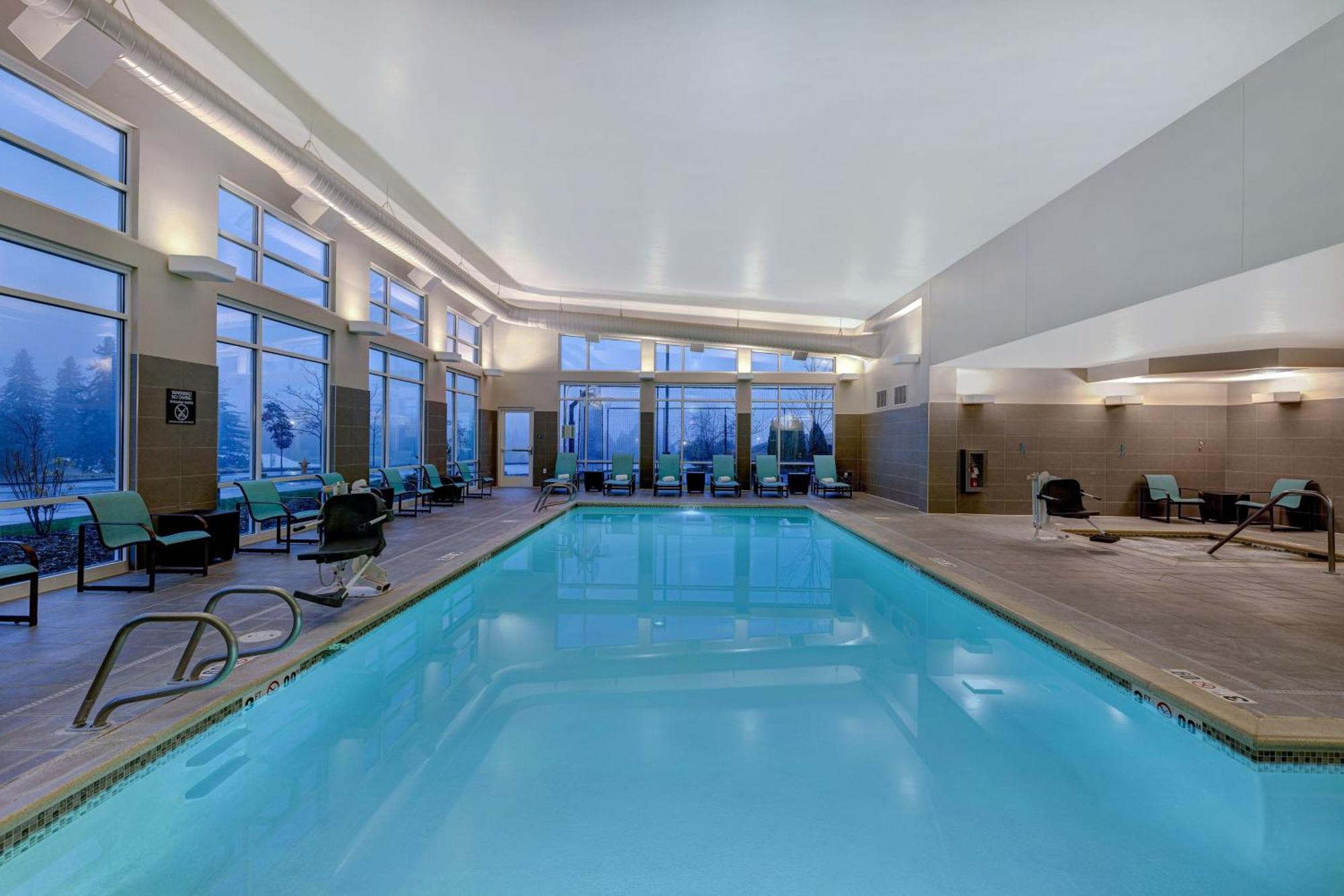 Residence Inn By Marriott Pullman Bagian luar foto